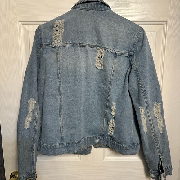 Jean jacket - Picture 2 of 3